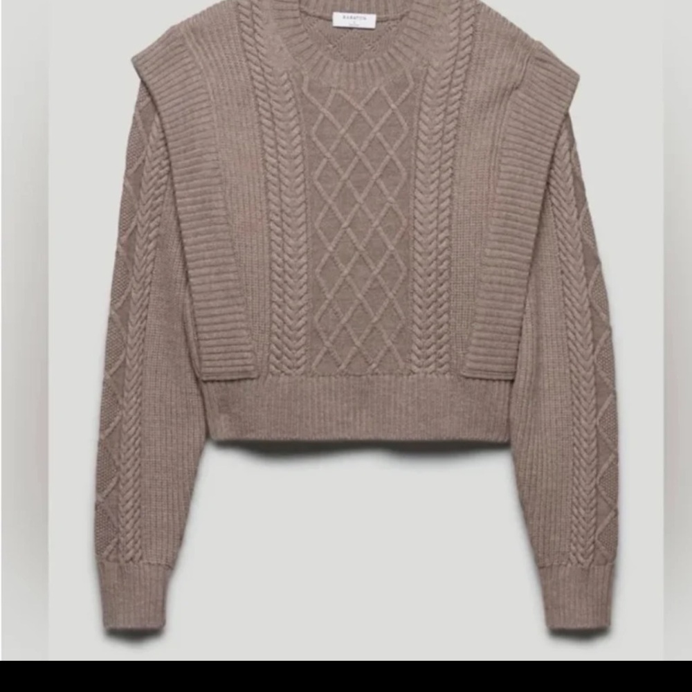 Aritzia Babaton Seek Sweater